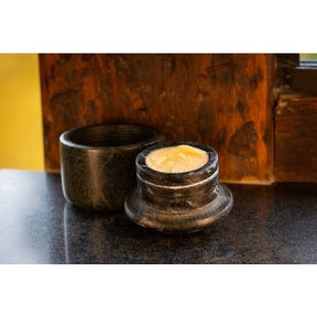 Mantegueira Francesa Redonda de Pedra Sabão